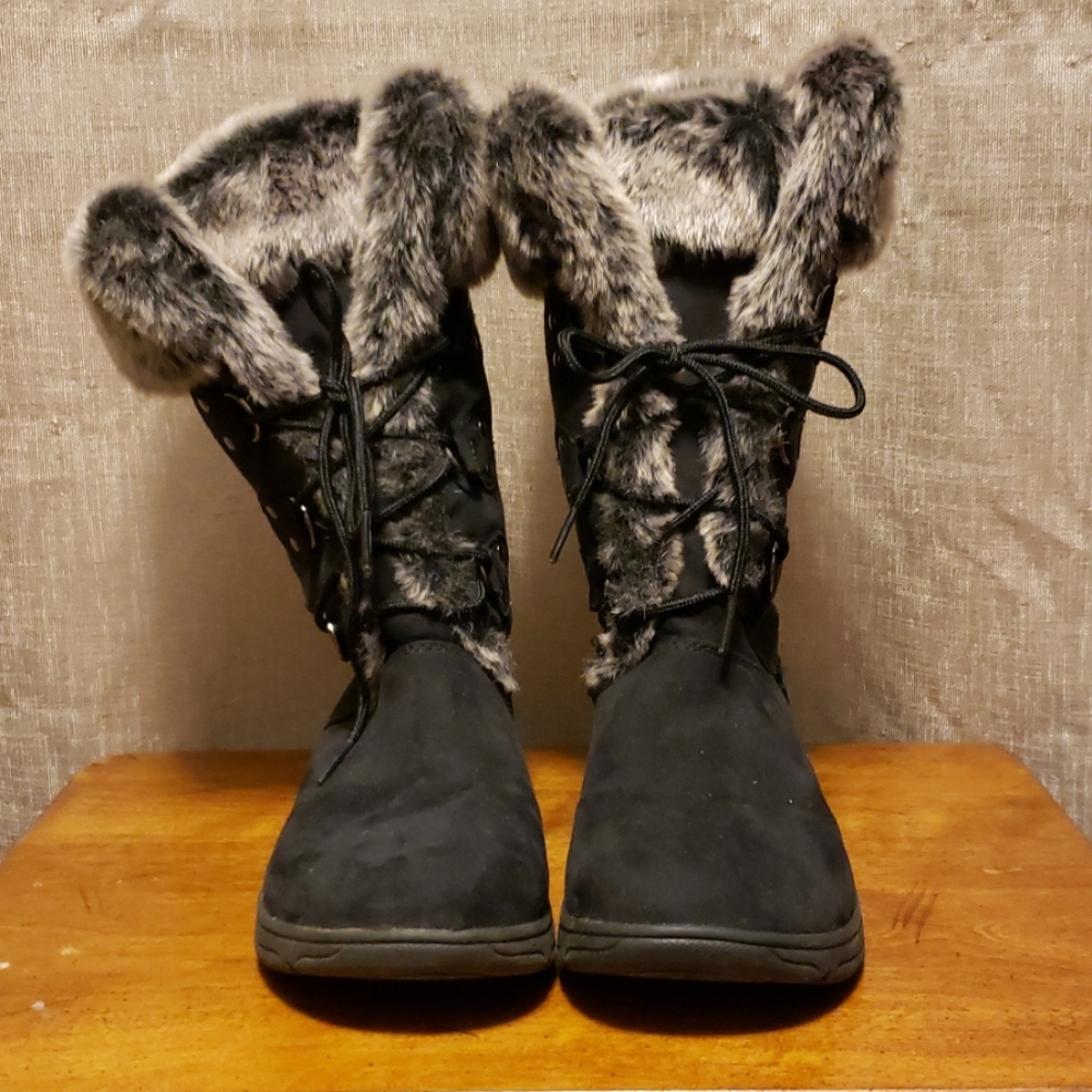 Faux Fur Lace Up Winter Boot